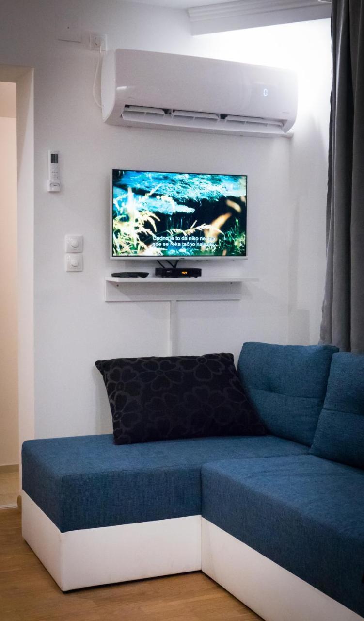 Airport Apartment Belgrad Dış mekan fotoğraf